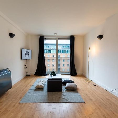 Jpg Theatre Suite - High Floor Mcr Luxe Apartment W Balcony Canal Views Manchester Bagian luar foto