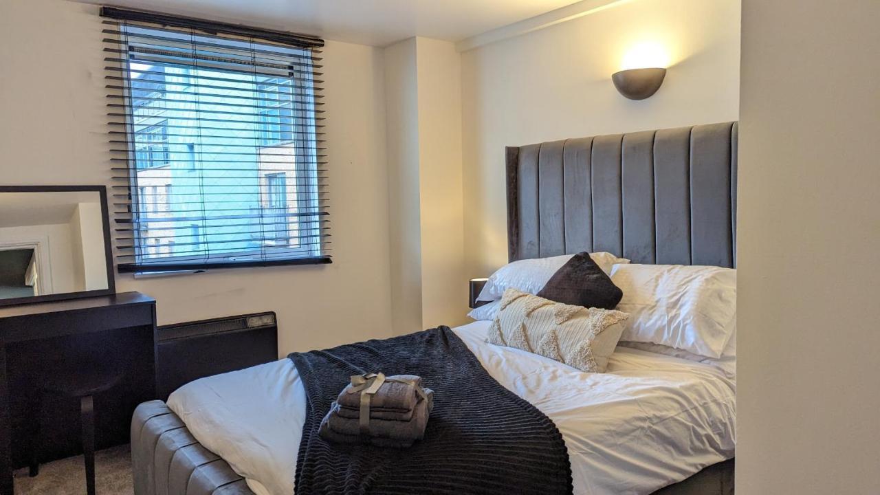 Jpg Theatre Suite - High Floor Mcr Luxe Apartment W Balcony Canal Views Manchester Bagian luar foto